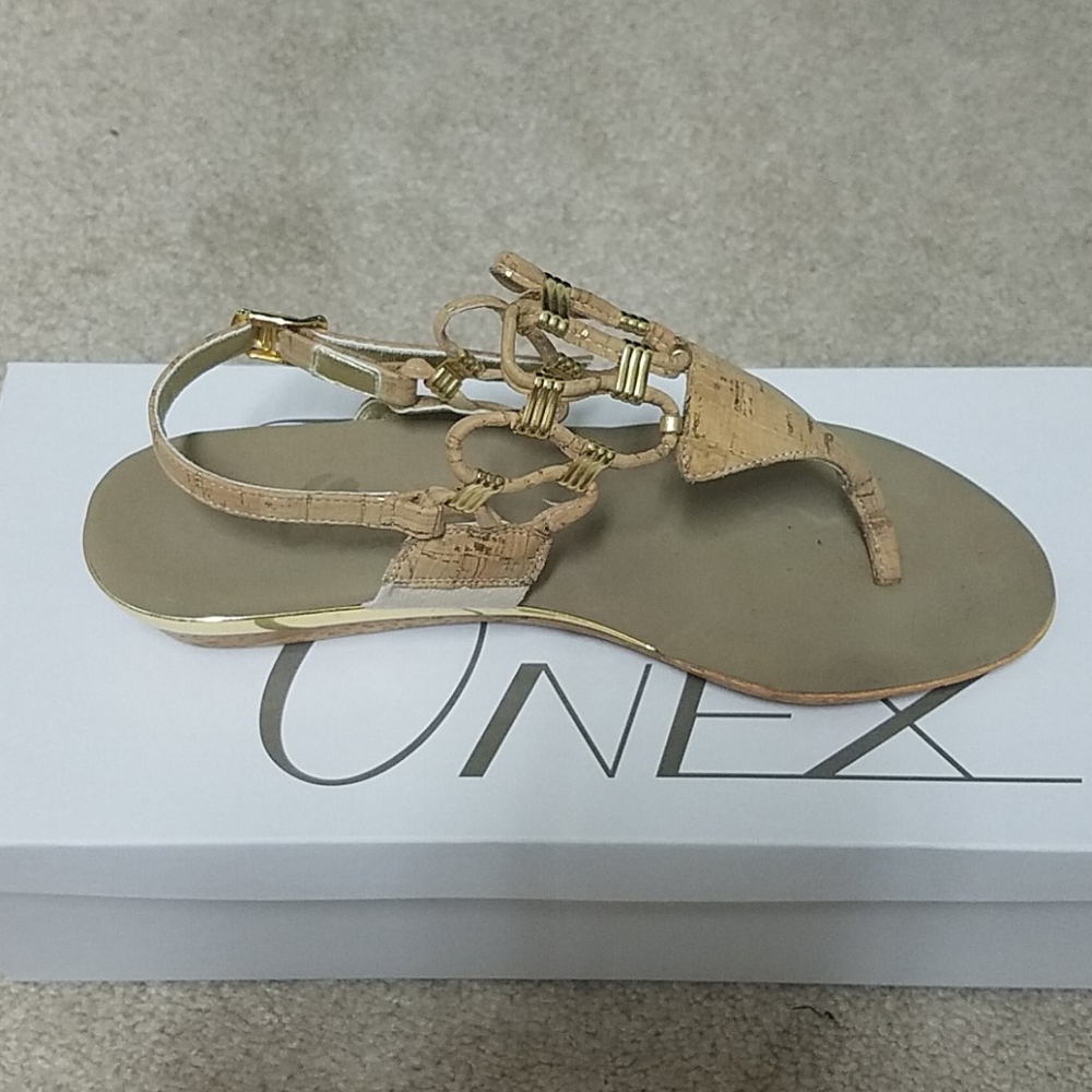 Sandles - Picture 2 of 2